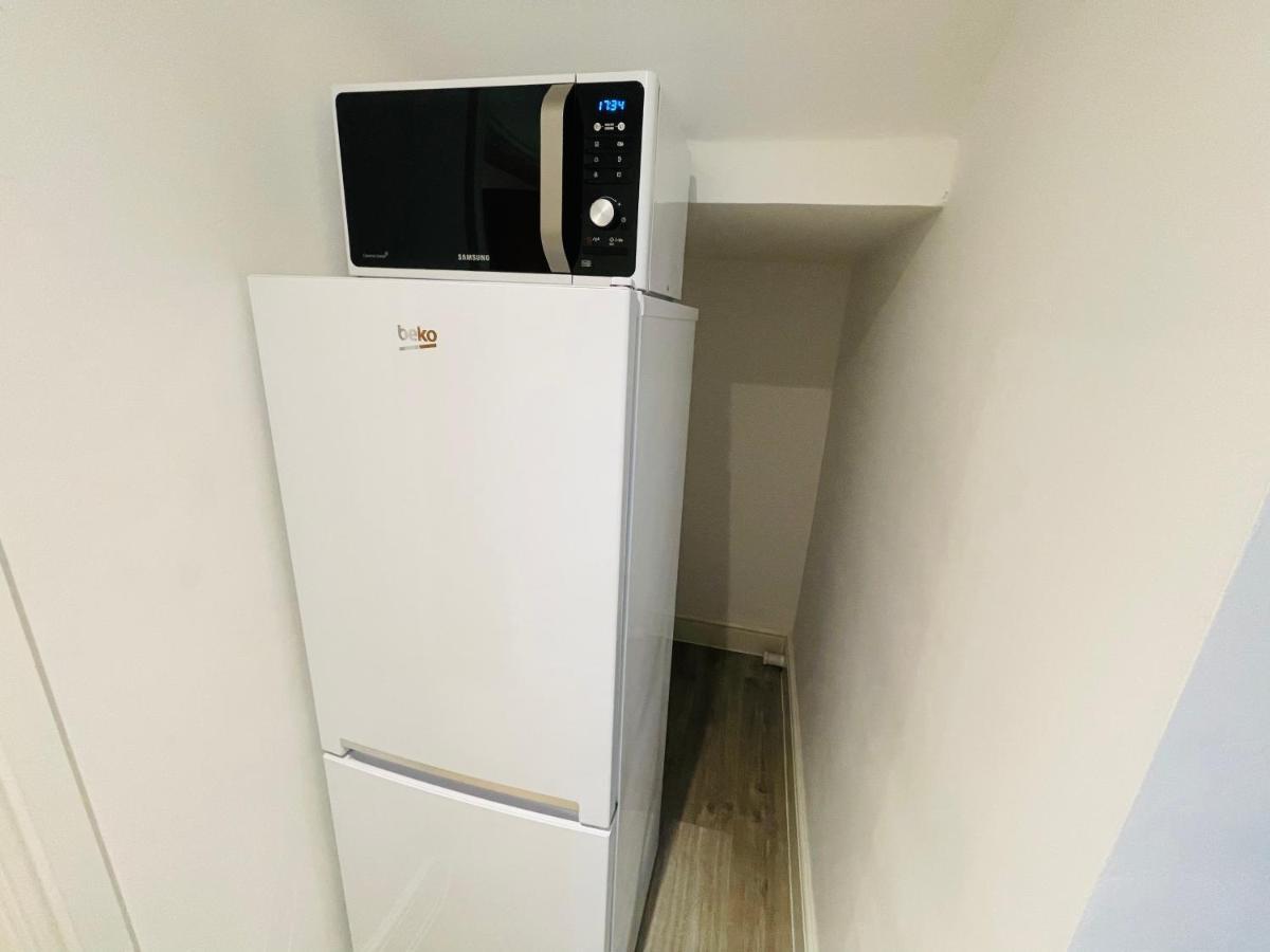 New Modern Studio Apartment, Parking, Netflix ケニルワース エクステリア 写真